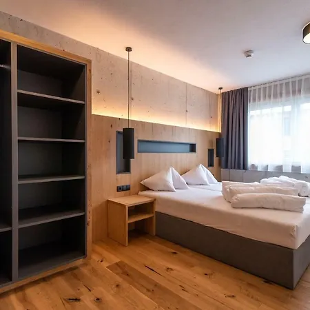 A Casa Elegance דירה לאנגנפלד