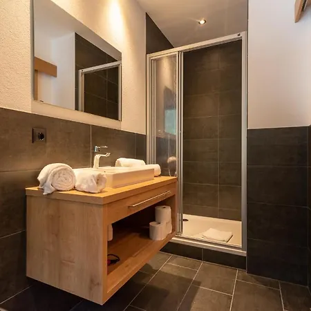 شقة A Casa Elegance *